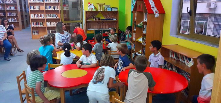 Από το εκπαιδευτικό εργαστήρι με θέμα τη “Διαχείριση των Συναισθημάτων” που πραγματοποιήθηκε σήμερα στη Δημοτική Βιβλιοθήκη Καβάλας