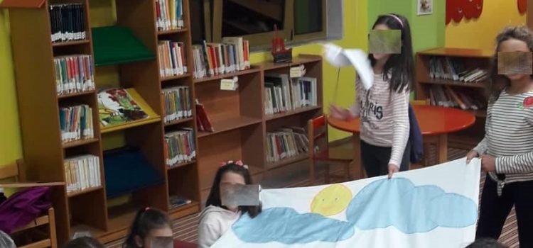 Από την πρώτη συνάντηση της ομάδας φιλαναγνωσίας των Ονειροκουβαλητών Από την πρώτη συνάντηση της ομάδας φιλαναγνωσίας των Ονειροκουβαλητών