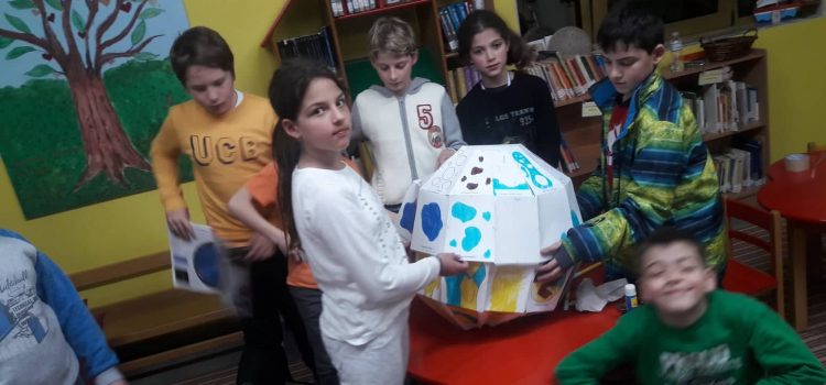 “Έχουμε θέμα Μάρτιος:  Σελήνη ο δορυφόρος της γης”