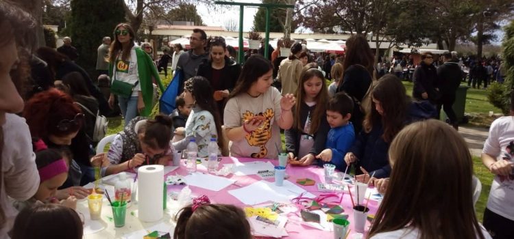 Η Βιβλιοθήκη πάει παντού