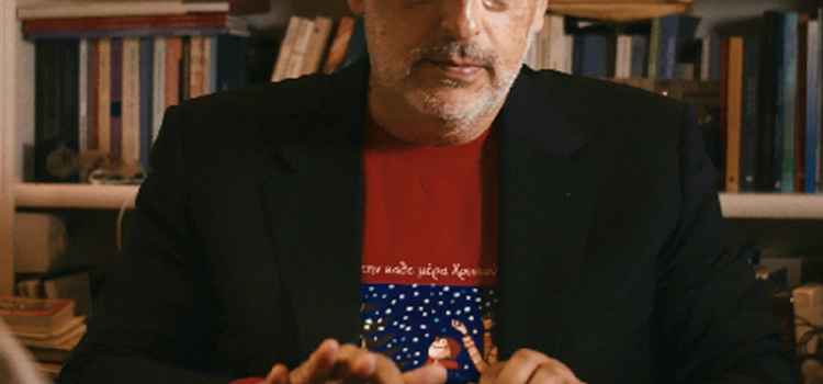Ο συγγραφέας Βαγγέλης Ηλιόπουλος επισκέπτεται τη Δημοτική Βιβλιοθήκη Καβάλας ως  «Βαγγέλης των Χριστουγέννων»